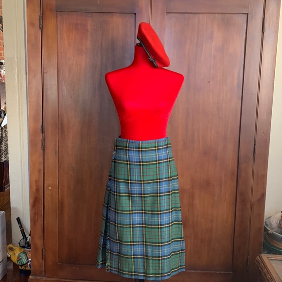 Authentic Vintage Wool Kilt Blue Green Plaid Leather Straps - Picture 14 of 14